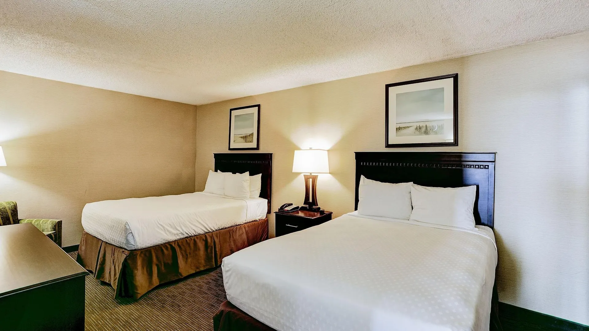 Beach Quarters Resort Virginia Beach