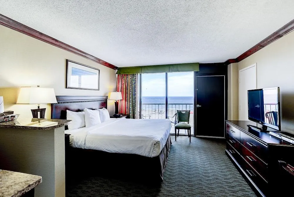 Beach Quarters Resort Virginia Beach 3*,