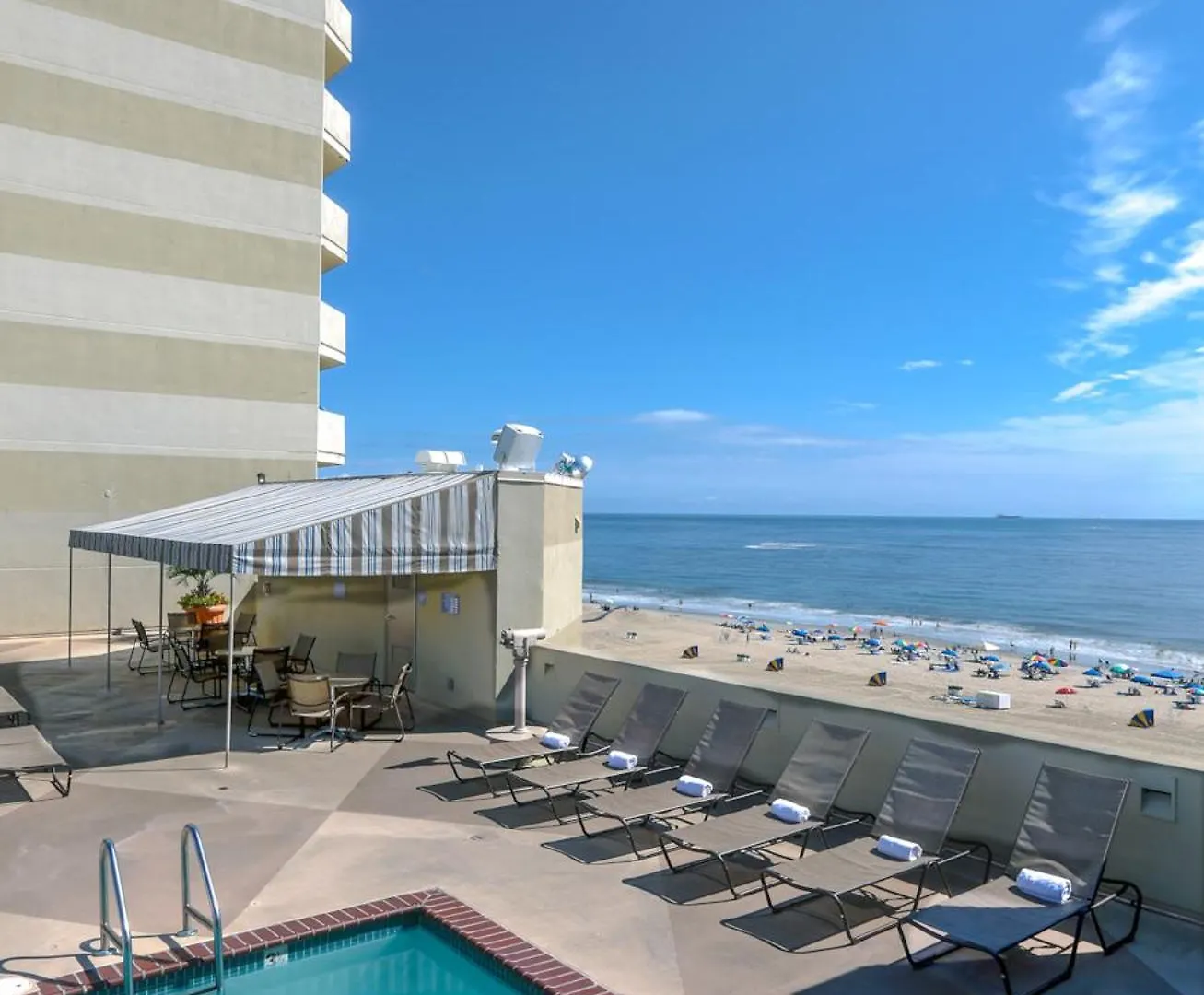 Beach Quarters Resort Virginia Beach