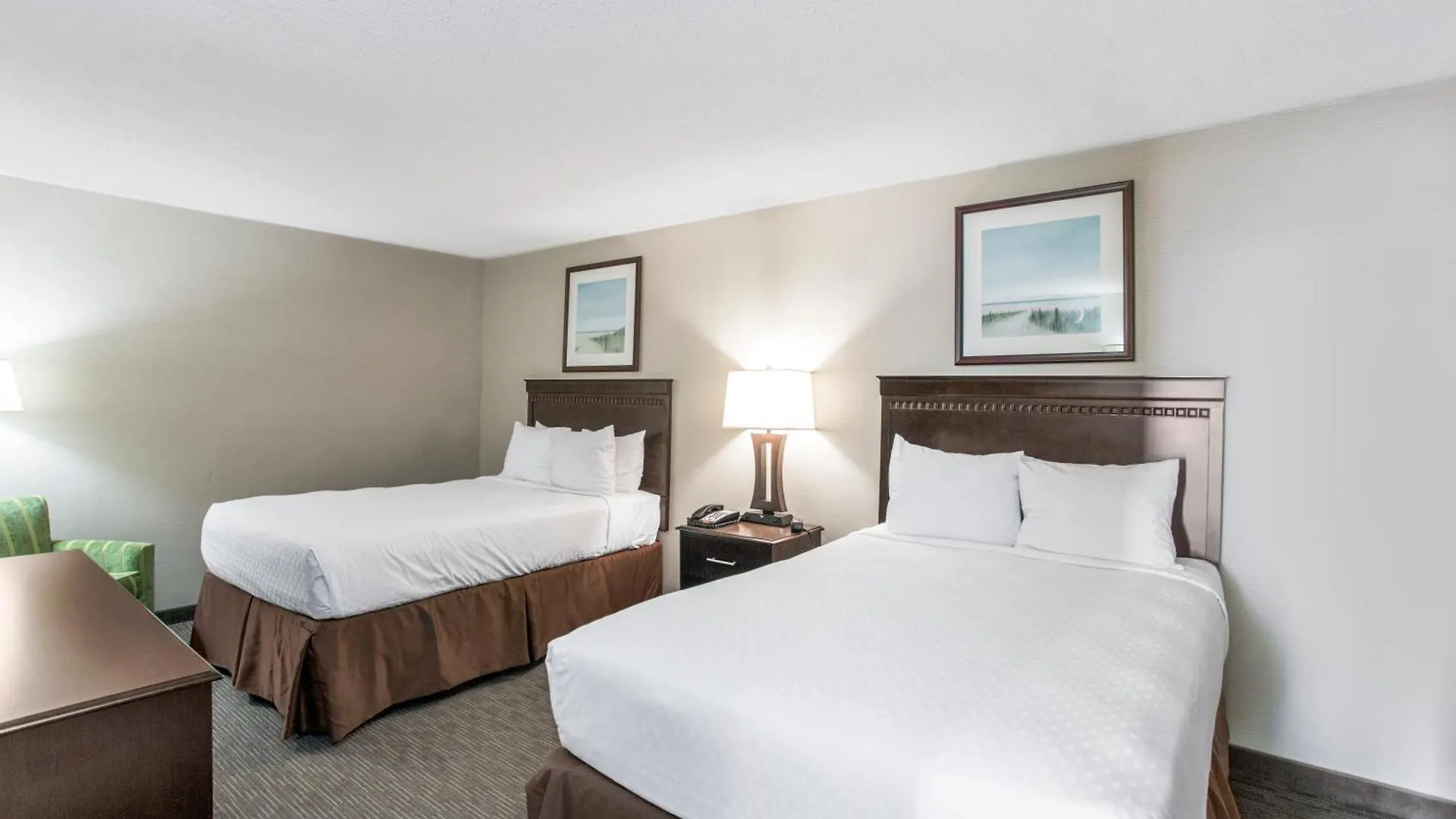 Beach Quarters Resort Virginia Beach
