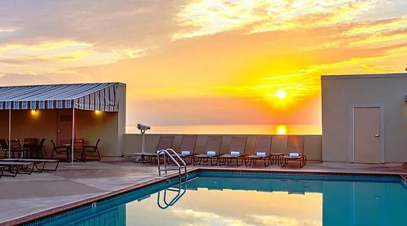 Beach Quarters Resort Virginia Beach