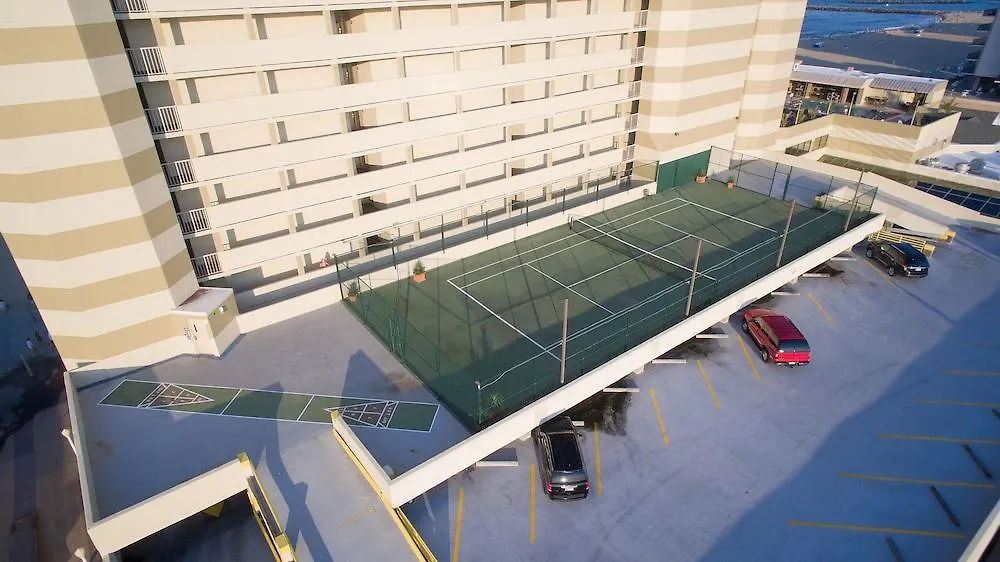 Beach Quarters Resort Virginia Beach