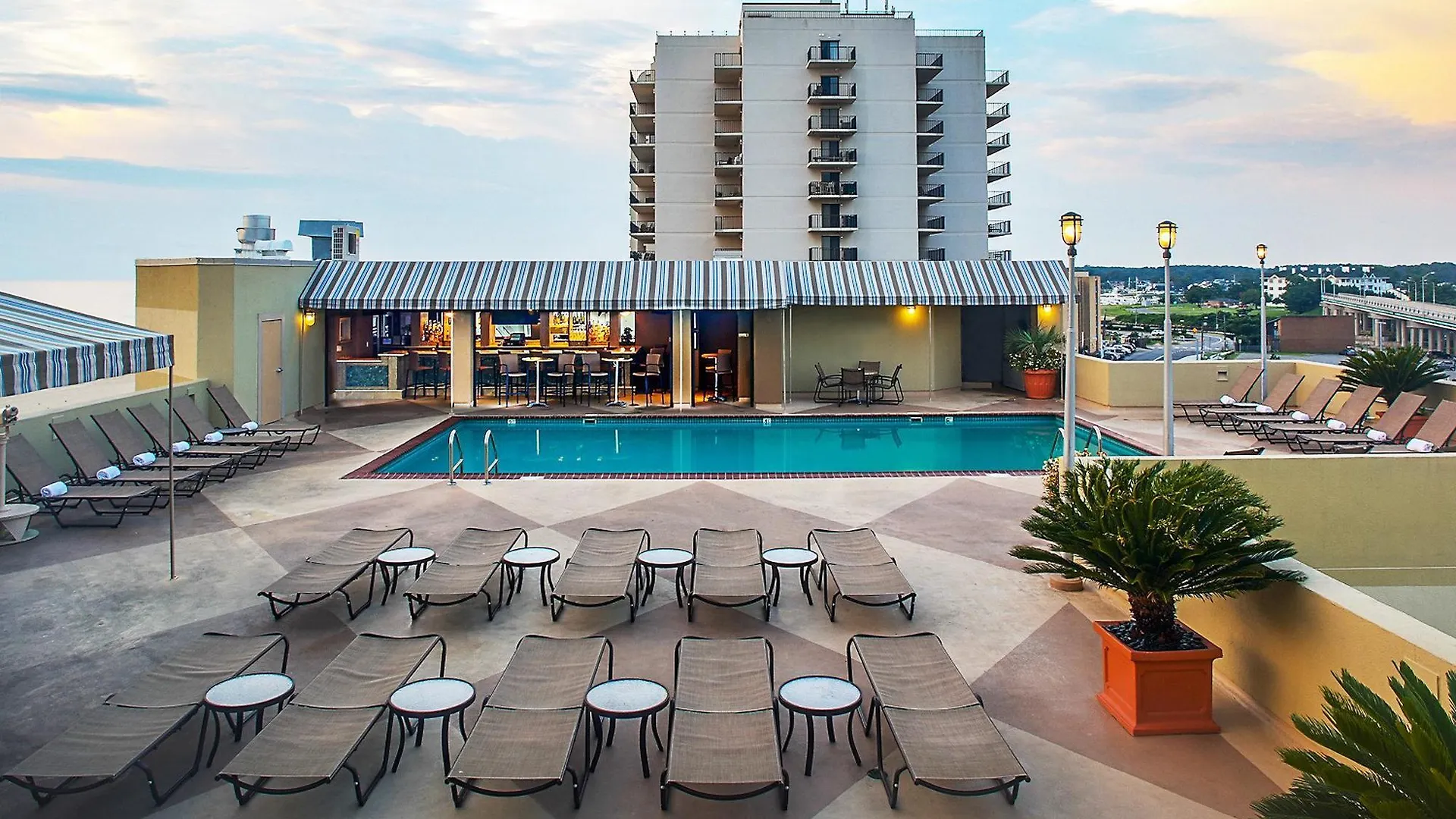 Beach Quarters Resort Virginia Beach
